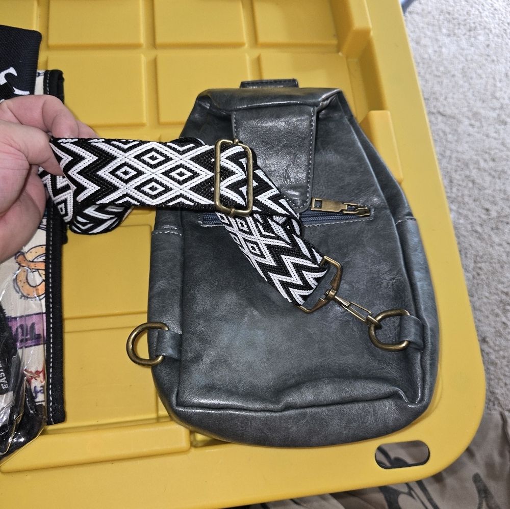 Shoulder bag